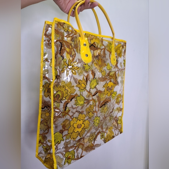 Vintage 70s vinyl tote beach bag/ book tote yellow flowers - Picture 5 of 5